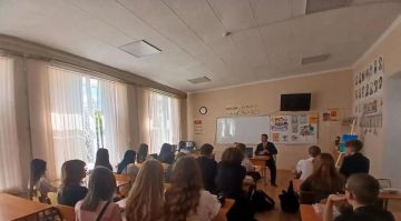 В Бердянском лицее прошел киноклуб в рамках акции «Ночь кино»