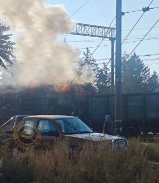 В пока ещё оккупированном Вольнянске Запорожской области уничтожен еще один локомотив