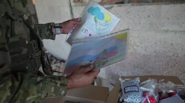 Школьники Бердянска поздравили танкистов Запорожского направления с праздником
