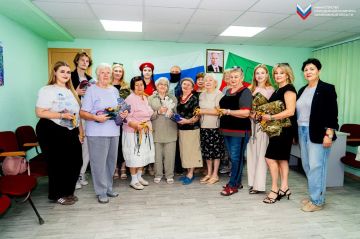 Мастер-класс по плетению тактических браслетов прошёл в Мелитополе