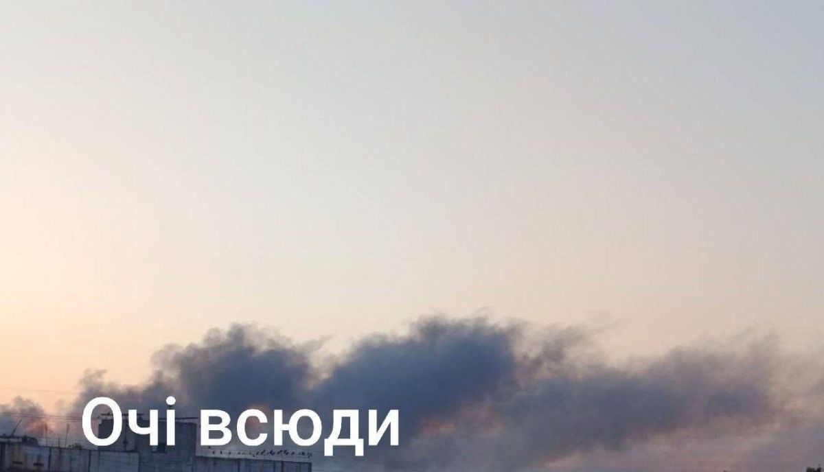 Российская армия «рутинно» продолжает уже двадцать первые сутки работать по целям противника с помощью дронов-камикадзе «Герань» Российская армия «рутинно» продолжает уже двадцать первые сутки работать по целям противника с помощью дронов-камикадзе «Герань»
