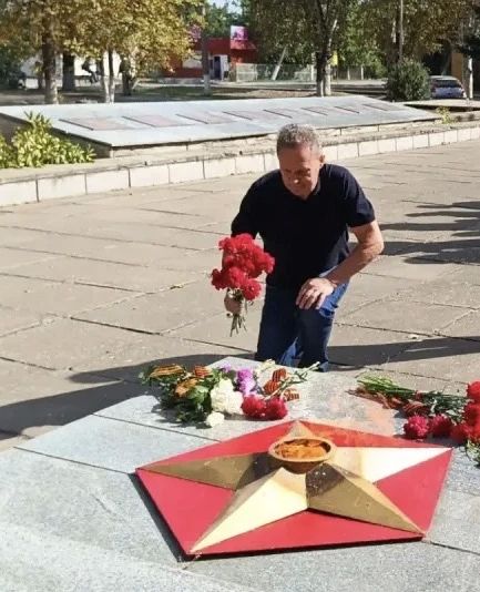 Поздравил жителей Пологовского округа с Днем муниципального образования! Рад, что часть моей профессиональной деятельности связана с восстановлением Пологовского муниципального округа Поздравил жителей Пологовского округа с Днем муниципального образования! Рад, что часть моей профессиональной деятельности связана с восстановлением Пологовского муниципального округа