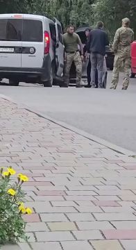 �� ������ ���������� ���������� "�����������" �������� � ��� � ���������