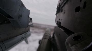 Кадры боевого применения авиационных тактических ракет Изделие-305 «ЛМУР» с вертолёта Ка-52