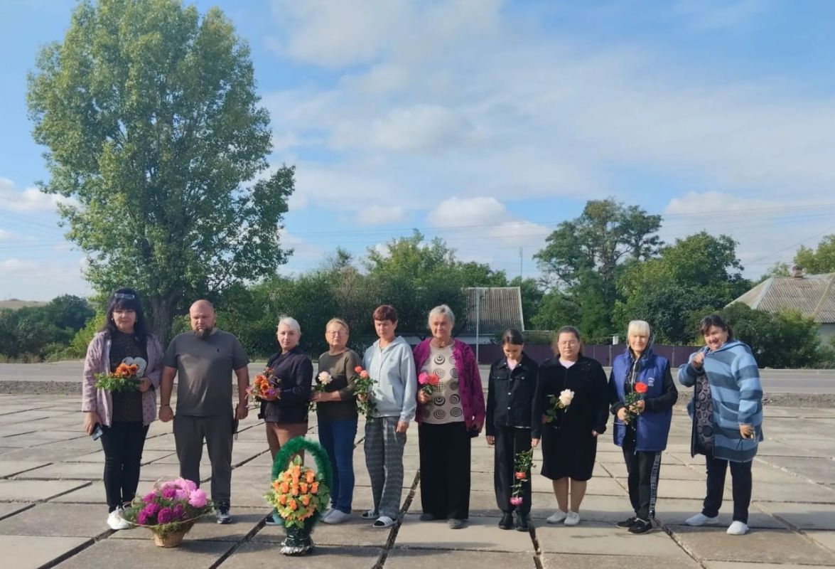 «Мы помним, мы благодарны, мы гордимся»: в Андреевке отметили День освобождения «Мы помним, мы благодарны, мы гордимся»: в Андреевке отметили День освобождения