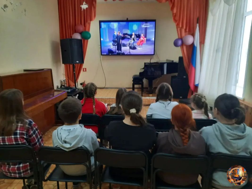 Муниципальное казённое учреждение дополнительного образования "Приморская детская школа искусств" Приморского муниципального округа Запорожской области Муниципальное казённое учреждение дополнительного образования "Приморская детская школа искусств" Приморского муниципального округа Запорожской области