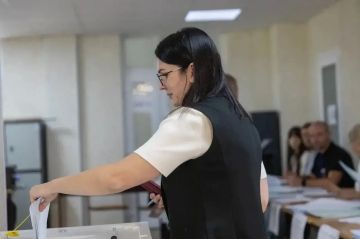 Родион Мирошник: Голосование идет в Запорожской области