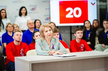 Молодёжь приняла участие в открытии Информационного центра в Избирательной комиссии Запорожской области