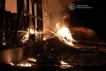 Последствия удара по торговому центру в Запорожье