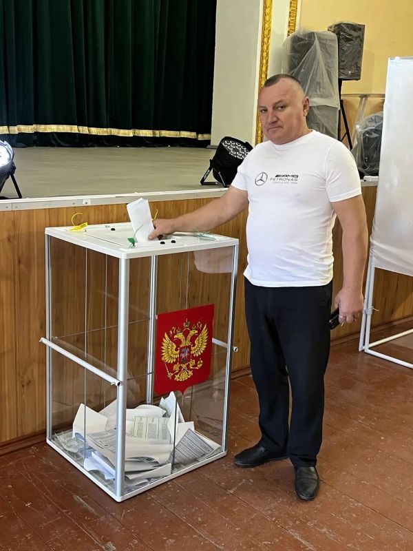 Депутаты Куйбышевского окружного Совета депутатов приняли участие в голосовании Депутаты Куйбышевского окружного Совета депутатов приняли участие в голосовании