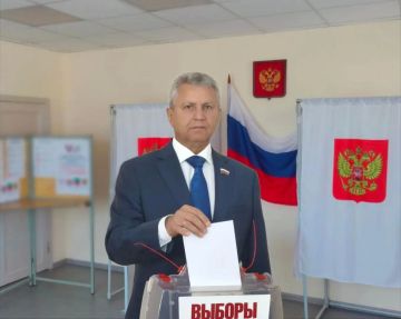 Виктор Емельяненко: Выполняя свой гражданский долг — проголосовал на выборах в Государственную Думу