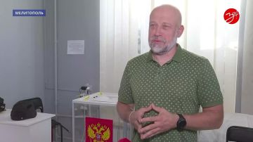 Проголосовал на выборах депутатов Государственной Думы России Сергей Обертас