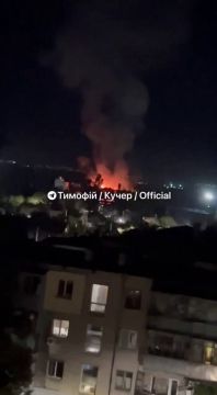 Также ночью ВС РФ разносили объекты ВСУ в Днепропетровске дронами «Герань» и «Дань-Т»
