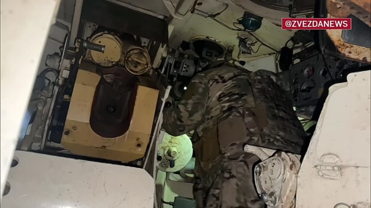 В северо-восточной части Харьковской области наши бойцы сжимают кольцо — на кадрах бои за Лошаково и Комиссарово