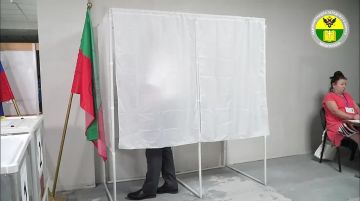 Глава города Мелитополь Сергей Золотарёв проголосовал на выборах