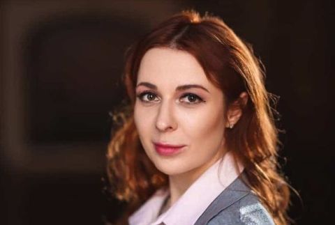 Марина Ахмедова: Друзья, конечно, не все можно рассказать о том, как организовывались эти выборы в Севастополе, не подставив людей под удар врага