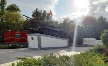 А Вы знаете, что…. . Ранним утром 19 сентября 1943 года, прорвавшись через оборону противника на рубеже села Харьково Токмакского района и Безымянные курганы, 14-ая и 15-ая механизированные и 36-ая танковая бригады 4...