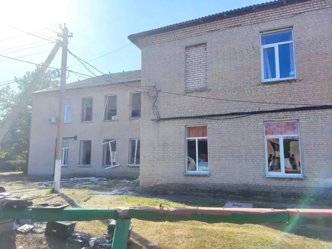ВСУ разрушили избирательный участок в Запорожской области ВСУ разрушили избирательный участок в Запорожской области