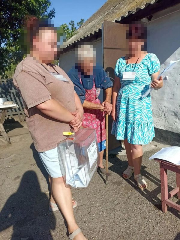 «Мы пришли к вам, чтобы вы смогли проголосовать»: надомное голосование в БМО «Мы пришли к вам, чтобы вы смогли проголосовать»: надомное голосование в БМО