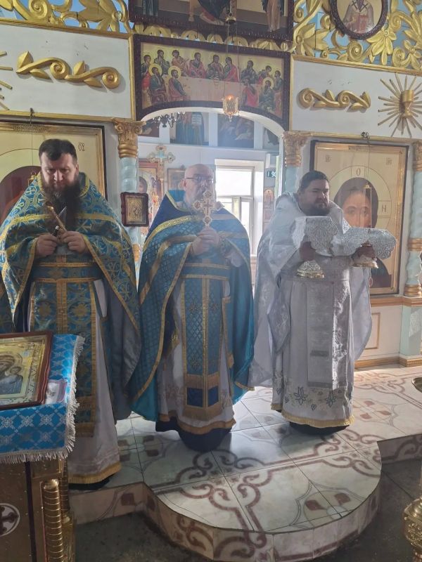 «Рождество Твое, Богородице Дево, радость возвести всей вселенней» «Рождество Твое, Богородице Дево, радость возвести всей вселенней»