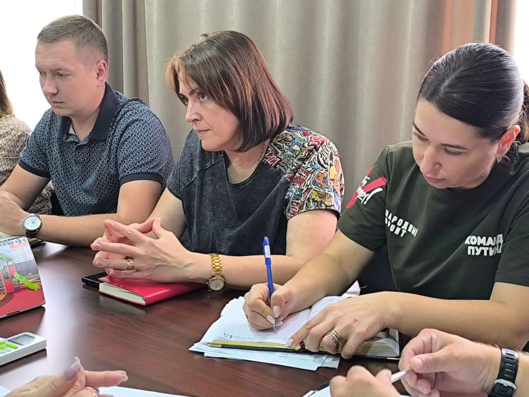 Сегодня на утреннем совещании обсудили прохождение голосования на территории нашего округа Сегодня на утреннем совещании обсудили прохождение голосования на территории нашего округа