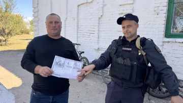 Вместе против наркотиков!. Сотрудники клуба досуга села Тихоновка совместно с представителями МВД провели информационную акцию по профилактике наркомании
