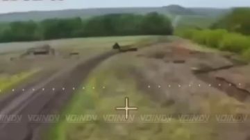 77 полк беспилотных систем уничтожил всушную технику вместе с находившейся в ней пехотой в Запорожской области