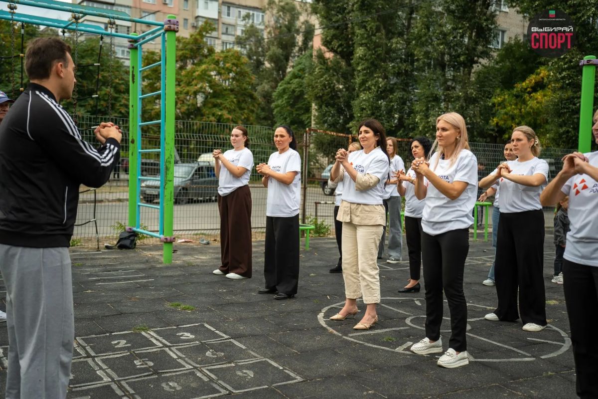Сотрудники Центра занятости населения Запорожской области активно участвуют в производственной гимнастике! Сотрудники Центра занятости населения Запорожской области активно участвуют в производственной гимнастике!