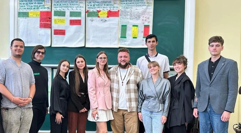 Студентам МелГУ рассказали о векторах молодежной политики России