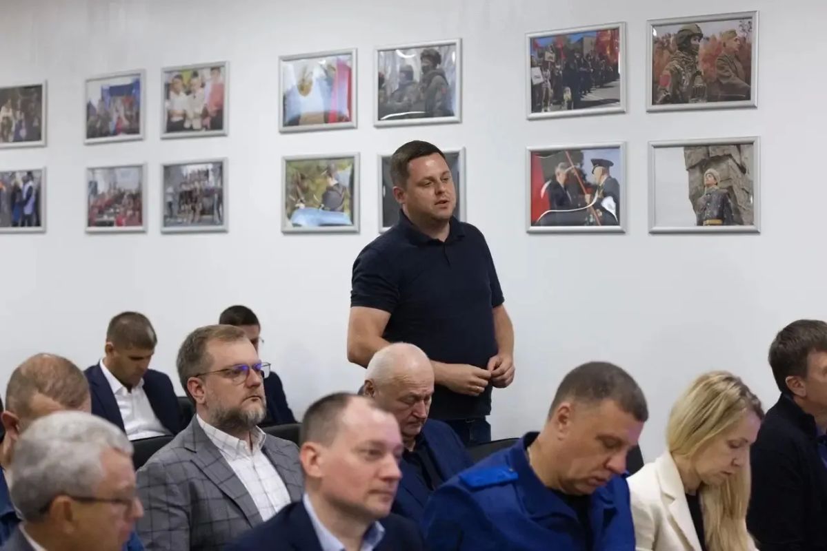 Евгений Балицкий: Провёл заседание Правительства Запорожской области, на котором обсудили ключевые направления, определяющие стабильность и развитие нашего региона Евгений Балицкий: Провёл заседание Правительства Запорожской области, на котором обсудили ключевые направления, определяющие стабильность и развитие нашего региона