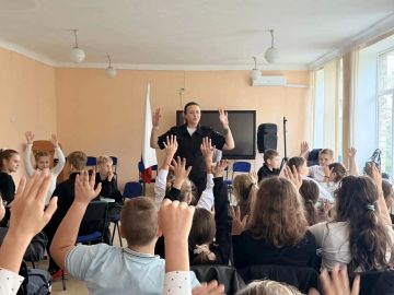 В рамках Всероссийской недели безопасности дорожного движения в средней общеобразовательной школе № 11 прошла увлекательная викторина «Знатоки ПДД» для учеников 5-х классов