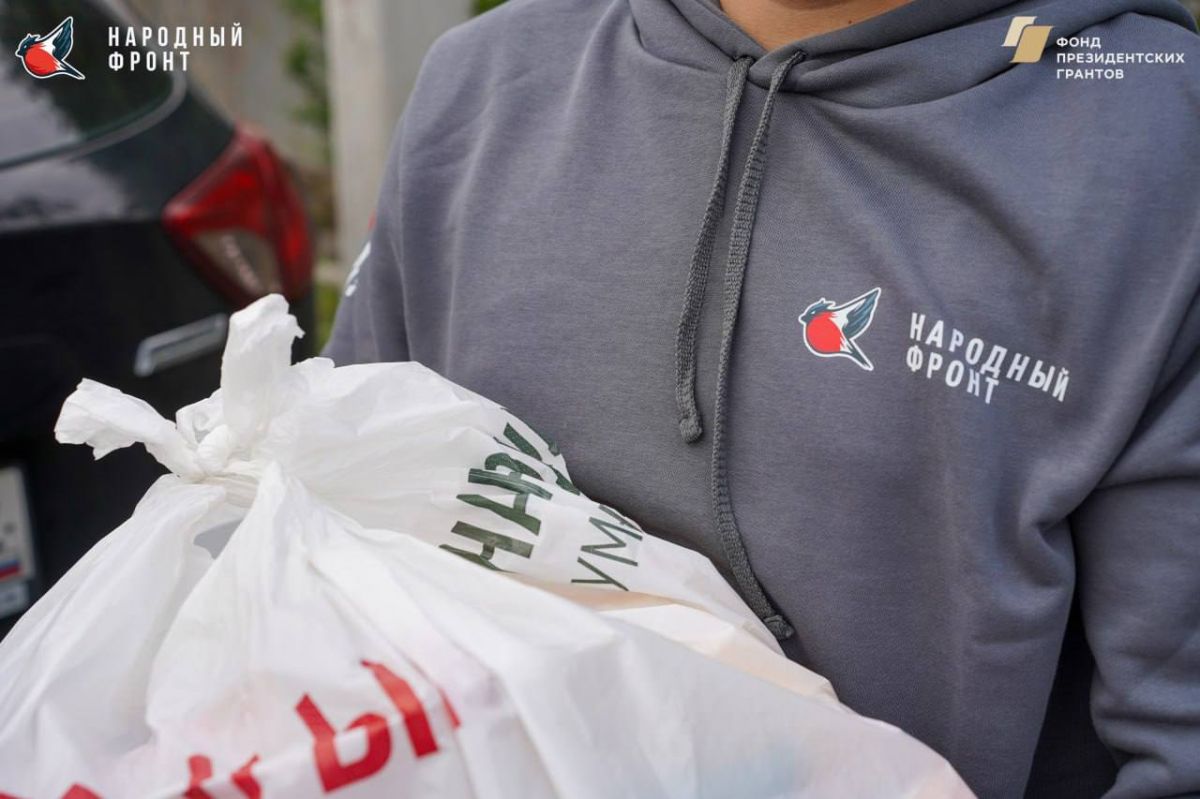 Продукты нуждающимся: Снегири снова в деле Продукты нуждающимся: Снегири снова в деле
