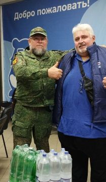 Важная поддержка: вода — для тех, кто на передовой