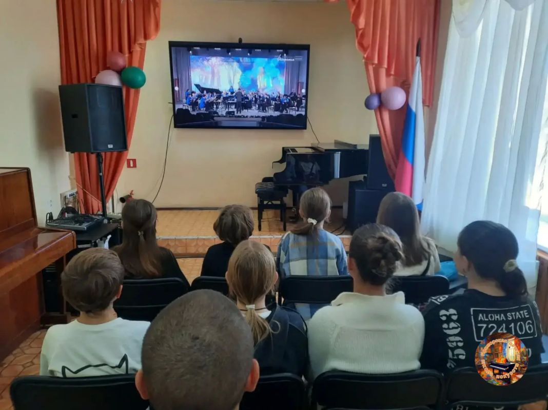 Муниципальное казённое учреждение дополнительного образования "Приморская детская школа искусств" Приморского муниципального округа Запорожской области Муниципальное казённое учреждение дополнительного образования "Приморская детская школа искусств" Приморского муниципального округа Запорожской области