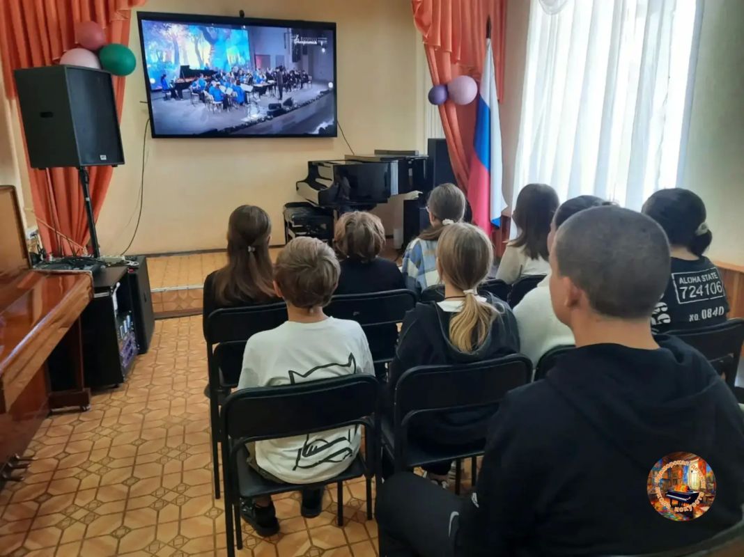 Муниципальное казённое учреждение дополнительного образования "Приморская детская школа искусств" Приморского муниципального округа Запорожской области Муниципальное казённое учреждение дополнительного образования "Приморская детская школа искусств" Приморского муниципального округа Запорожской области