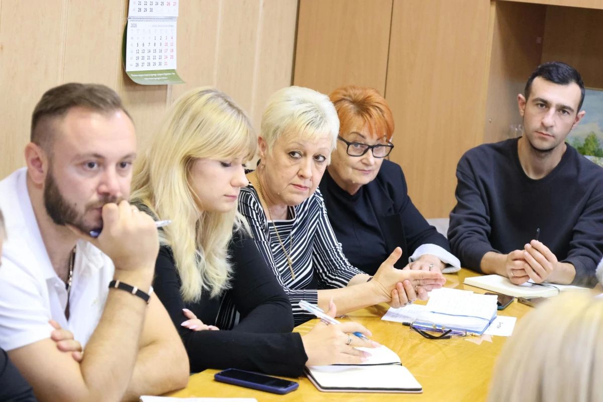Министр культуры Запорожской области Светлана Назина приняла участие в заседании художественного совета Мелитопольского колледжа культуры и искусств Министр культуры Запорожской области Светлана Назина приняла участие в заседании художественного совета Мелитопольского колледжа культуры и искусств