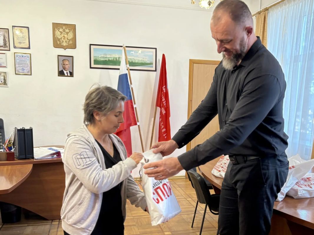 Участники из Бердянска отмечены по итогам спортивных акций «Лучшие 185» и «ГТО 185!» Участники из Бердянска отмечены по итогам спортивных акций «Лучшие 185» и «ГТО 185!»