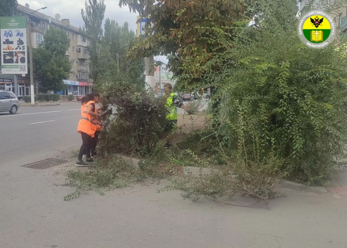 В Мелитополе продолжаются работы по благоустройству общественных территорий В Мелитополе продолжаются работы по благоустройству общественных территорий