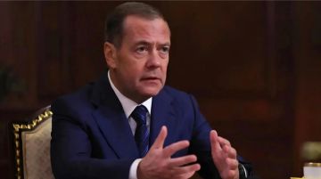 Дмитрий Медведев: В состав фракции Единой России в Госдуме вошли 50 участников СВО