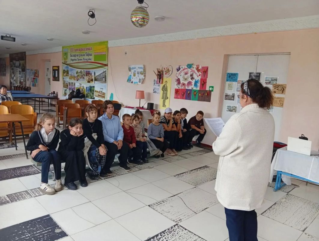 «В единстве — наша сила!»: в Доме культуры села Андровка состоялось мероприятие ко Дню воссоединения