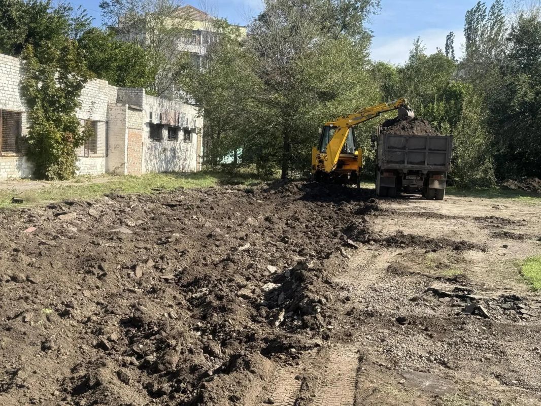В Бердянске, в микрорайоне «Нагорная часть города» началось строительство ФОКОТа В Бердянске, в микрорайоне «Нагорная часть города» началось строительство ФОКОТа
