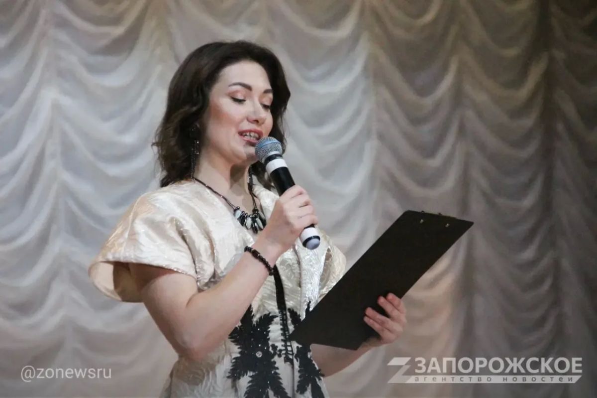 ЭКСКЛЮЗИВ В Мелитополе прошел концерт «Аккорд единения», посвященный Дню воссоединения ЭКСКЛЮЗИВ В Мелитополе прошел концерт «Аккорд единения», посвященный Дню воссоединения
