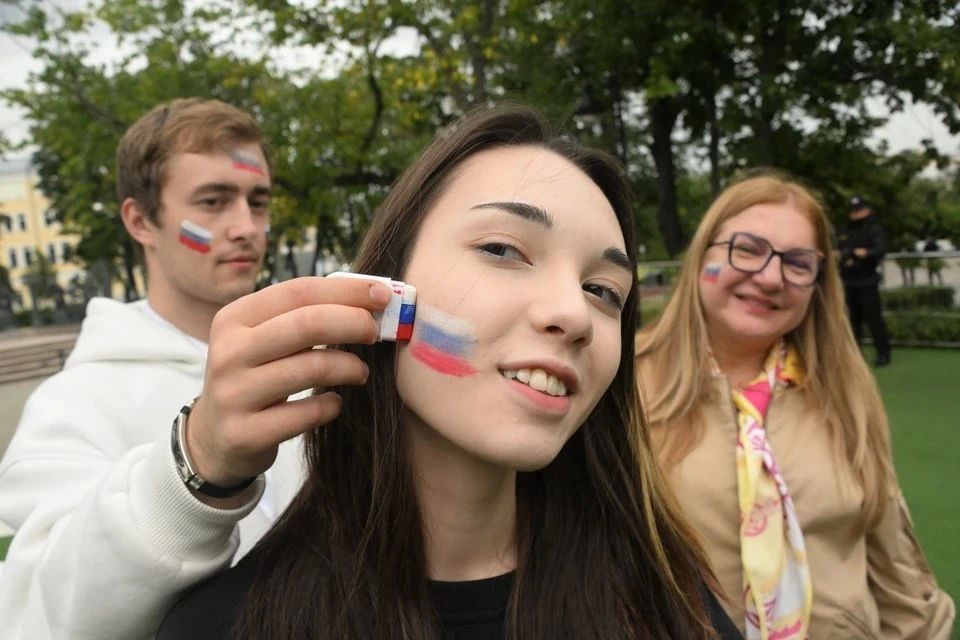 В Мелитополе ко Дню воссоединения запустили акцию «Пожелание России»