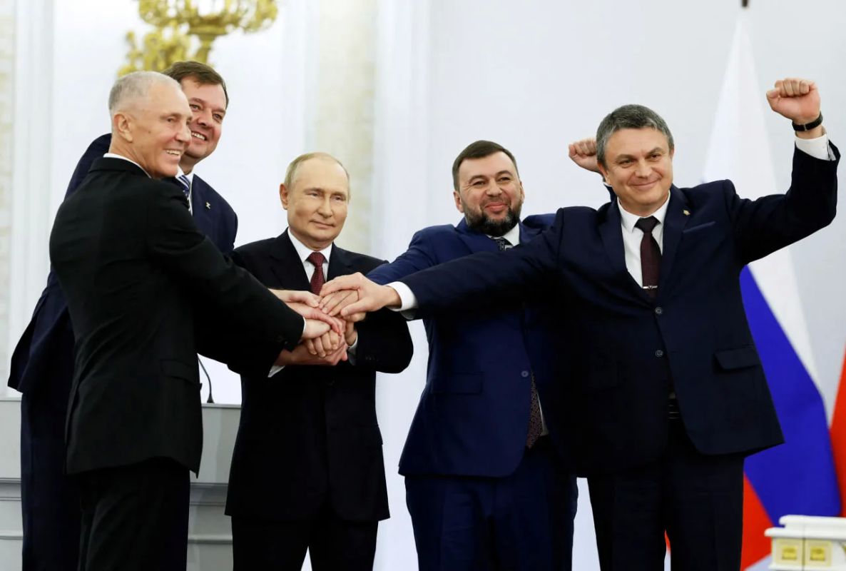Анатолий Кузичев: Сегодня в России отмечают День воссоединения ДНР, ЛНР, Запорожской и Херсонской областей с Россией