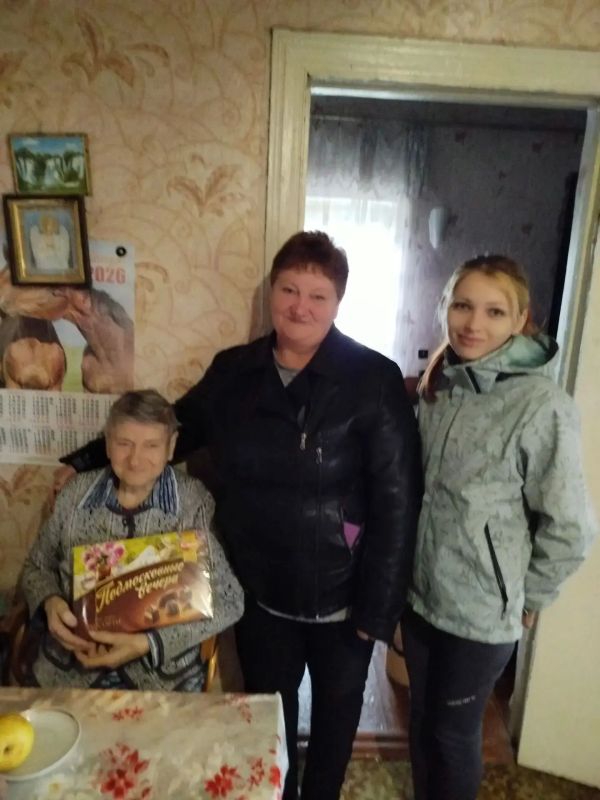 Черноземненский СДК с библиотекой организовали выездное мероприятие "Тепло домашнего очага", посвящённое Дню пожилого человека Черноземненский СДК с библиотекой организовали выездное мероприятие "Тепло домашнего очага", посвящённое Дню пожилого человека