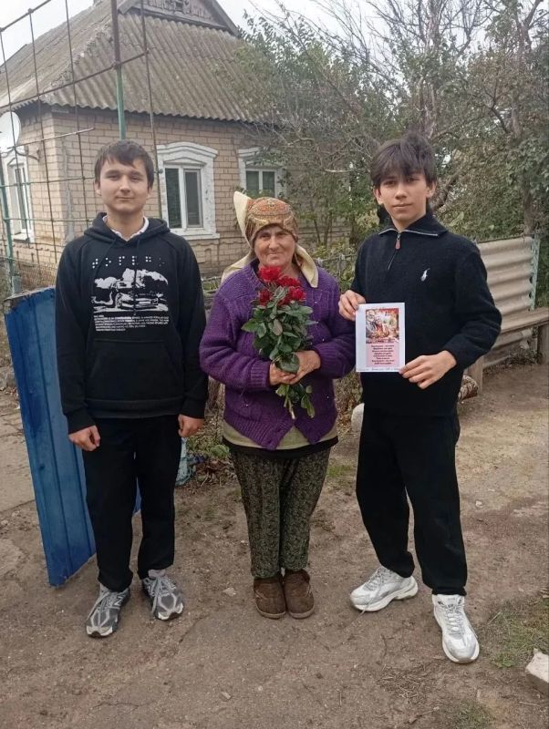 В Международный день пожилого человека работники Волчанского сельского клуба и библиотеки, Давыдова кого СДК вместе с участниками художественной самодеятельности и читателями от всей души поздравили всех жителей села... В Международный день пожилого человека работники Волчанского сельского клуба и библиотеки, Давыдова кого СДК вместе с участниками художественной самодеятельности и читателями от всей души поздравили всех жителей села...
