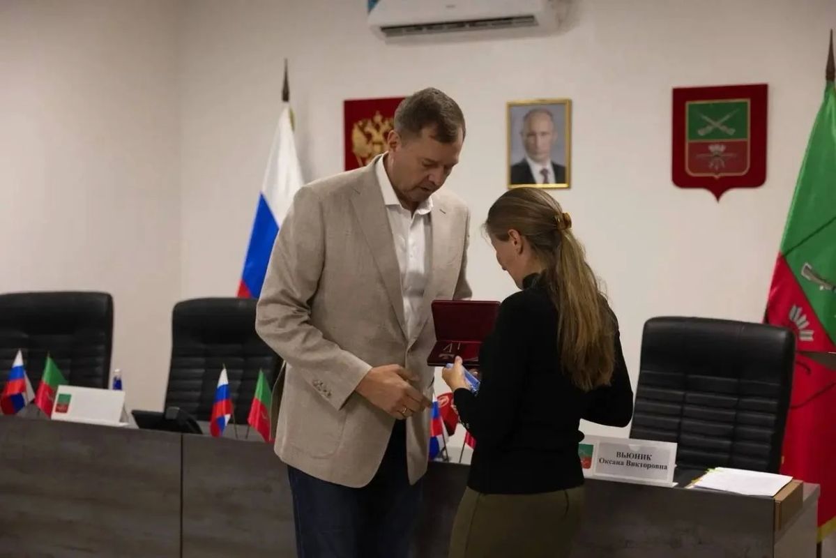 Жители Запорожской области получили высокие государственные награды Жители Запорожской области получили высокие государственные награды