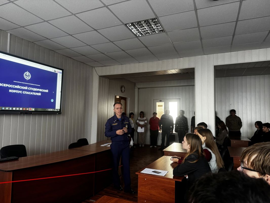 Провели агитационные встречи ещё в двух учебных заведениях Провели агитационные встречи ещё в двух учебных заведениях