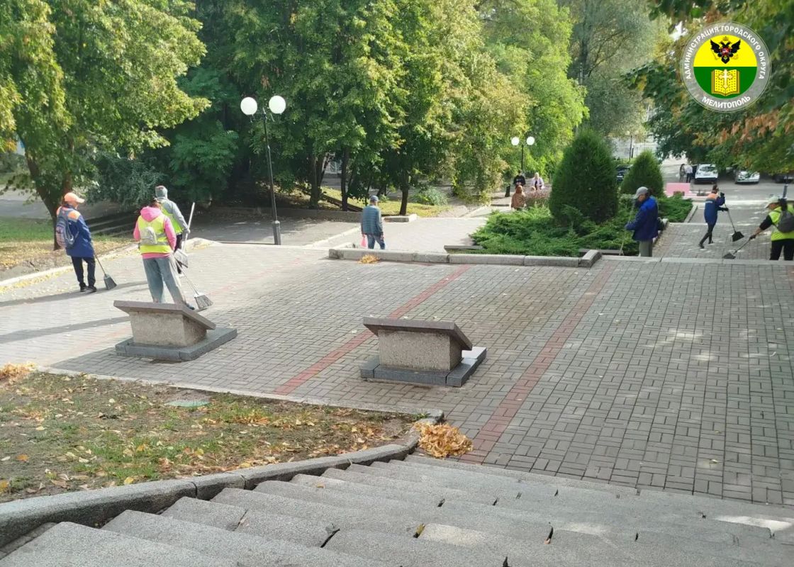 В Мелитополе продолжаются работы по благоустройству общественных территорий В Мелитополе продолжаются работы по благоустройству общественных территорий