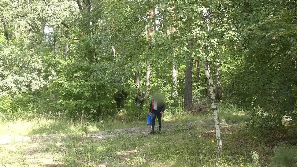 Подрыв автомобилей сотрудников предприятия оборонно-промышленного комплекса готовил житель Тамбова— мужчину задержали, сообщает ФСБ